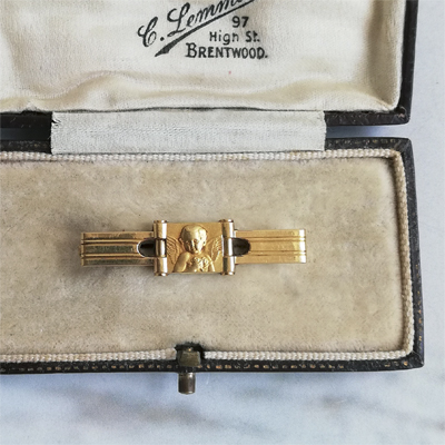 Brooch - BAU ANTIQUES